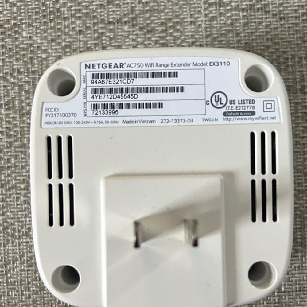 NETGEAR Wifi Range Extender - Picture 3 of 3